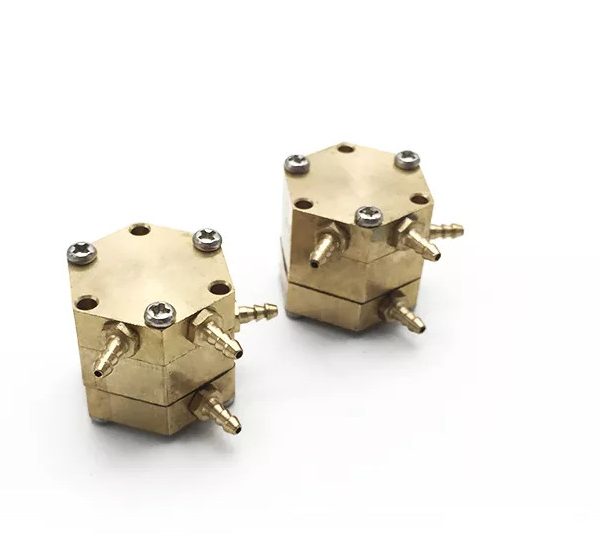 Cục lục giác mở nước mâm chính